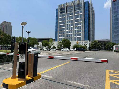 Latest company case about E40Pro Barrier Gate for Business Park Parking Lot